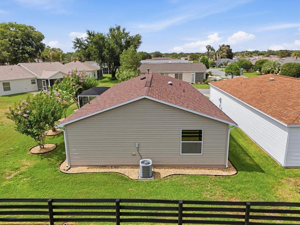 For Sale: $307,900 (2 beds, 2 baths, 1156 Square Feet)