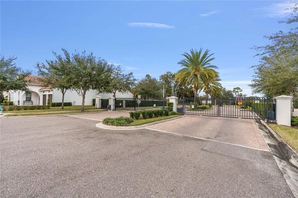 : $689,900 (5 beds, 3 baths, 2896 Square Feet)