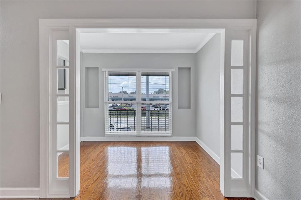En Venta: $264,900 (2 camas, 1 baños, 713 Pies cuadrados)