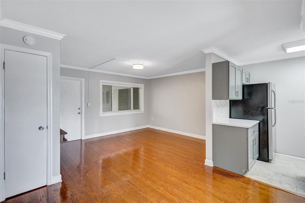 En Venta: $264,900 (2 camas, 1 baños, 713 Pies cuadrados)