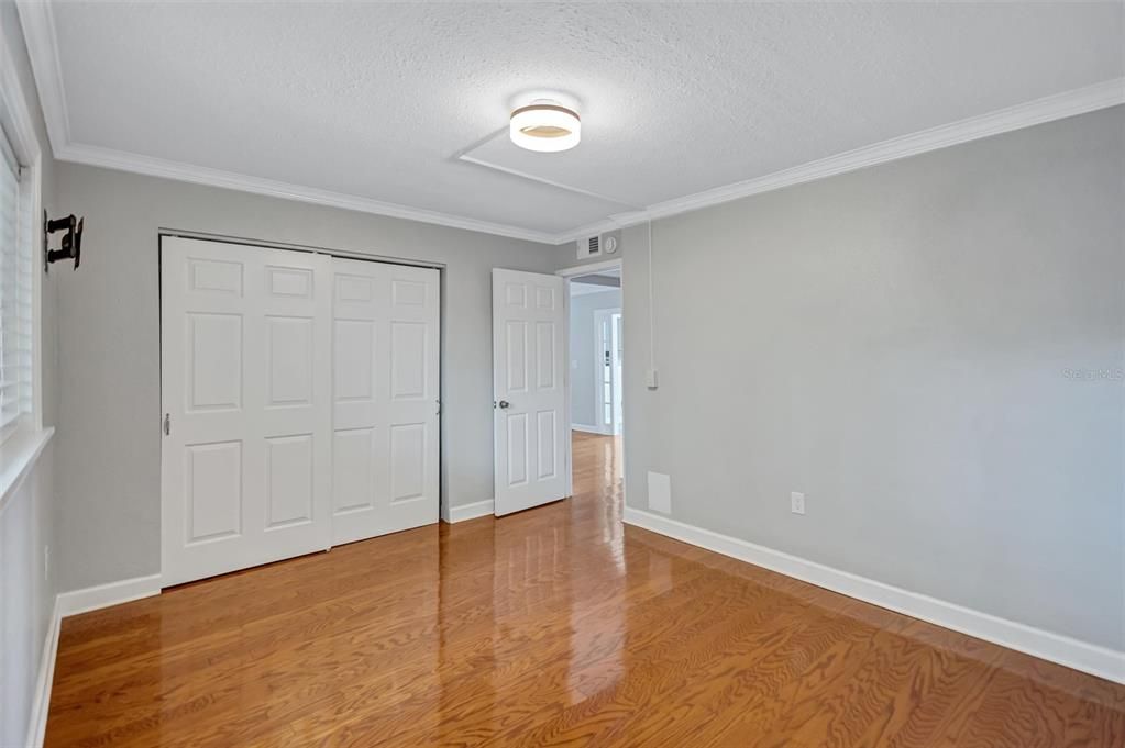 En Venta: $264,900 (2 camas, 1 baños, 713 Pies cuadrados)