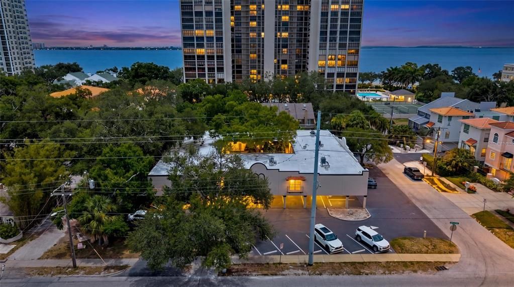 En Venta: $264,900 (2 camas, 1 baños, 713 Pies cuadrados)