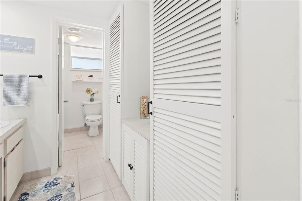En Venta: $479,000 (2 camas, 2 baños, 1072 Pies cuadrados)