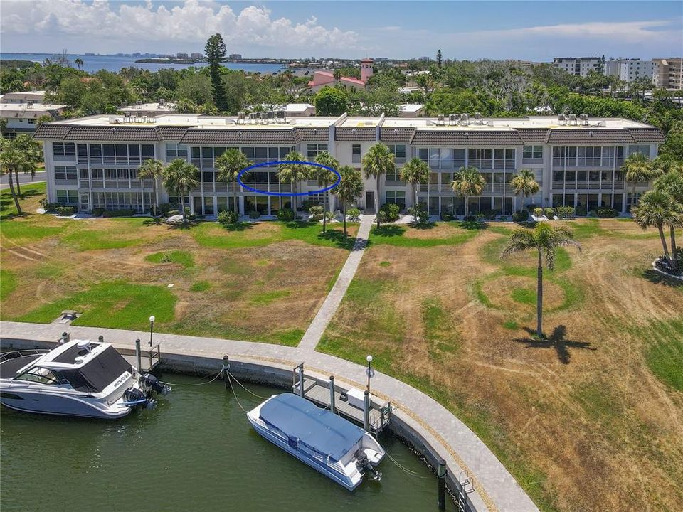 En Venta: $479,000 (2 camas, 2 baños, 1072 Pies cuadrados)