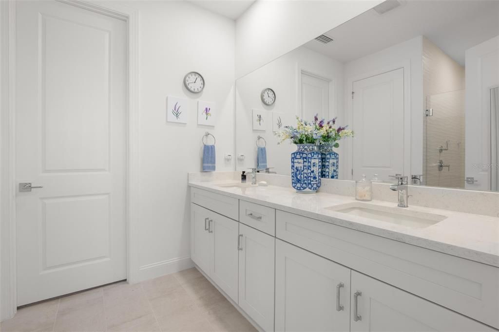 For Sale: $409,900 (3 beds, 2 baths, 1805 Square Feet)