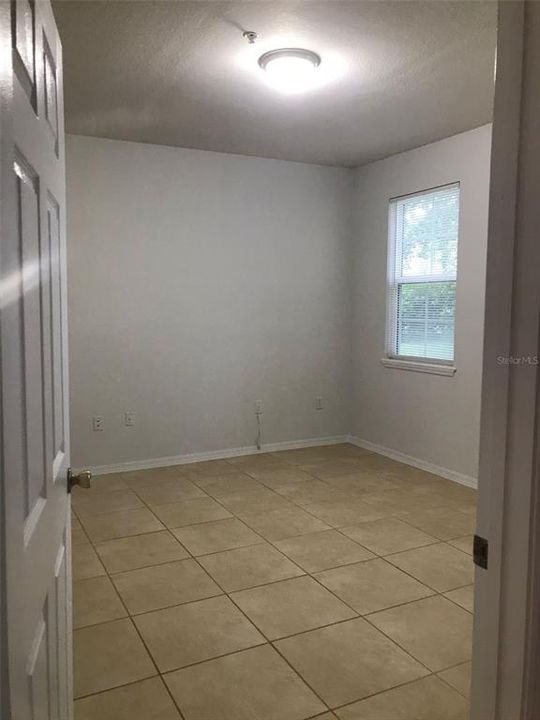 В аренду: $1,825 (2 спален, 2 ванн, 1107 Квадратных фут)