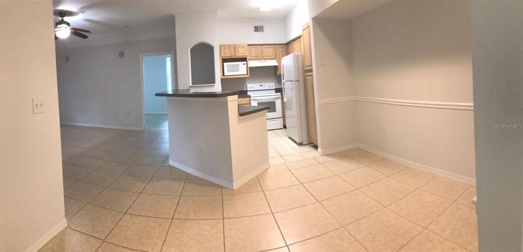 В аренду: $1,825 (2 спален, 2 ванн, 1107 Квадратных фут)