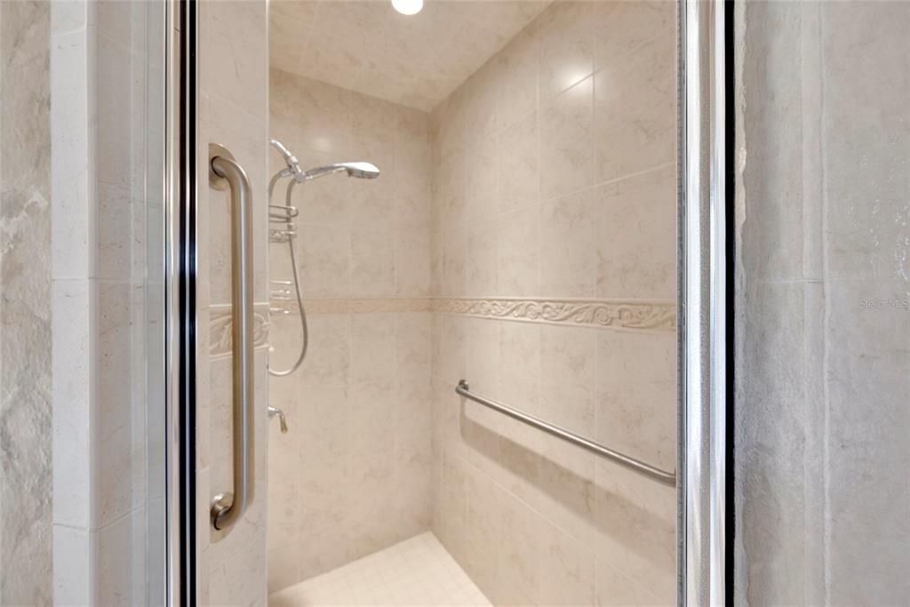 На продажу: $490,000 (3 спален, 2 ванн, 2415 Квадратных фут)