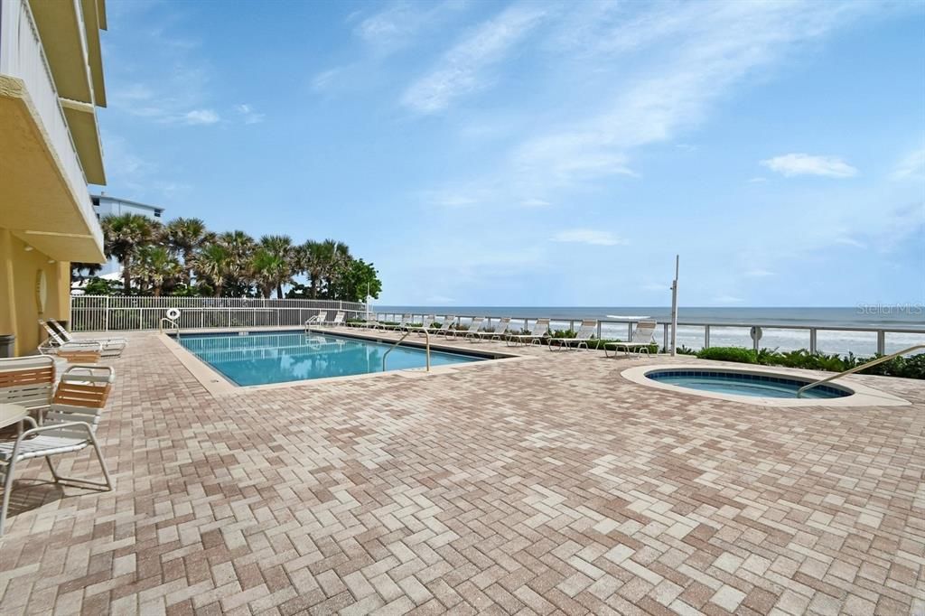 For Sale: $1,125,000 (3 beds, 3 baths, 2226 Square Feet)