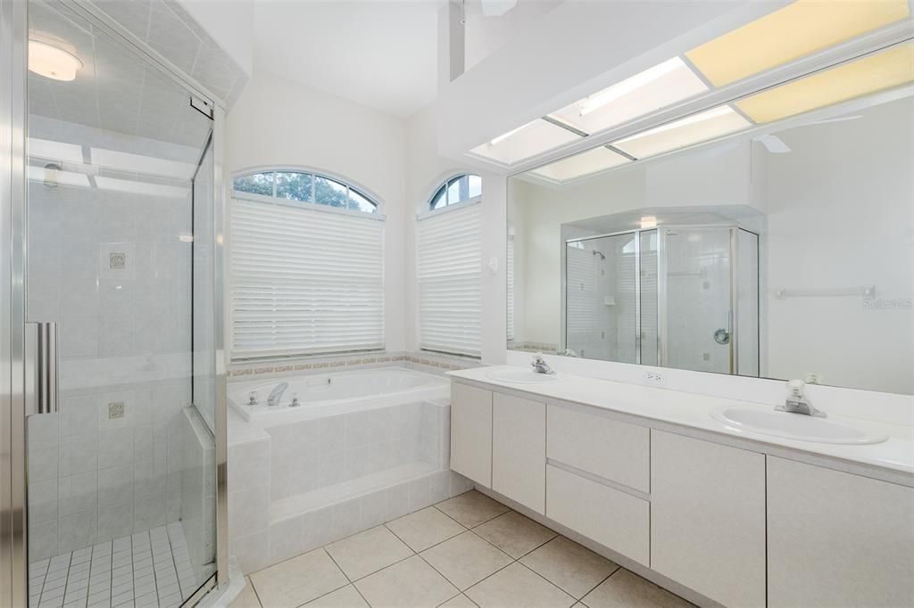 For Sale: $410,000 (3 beds, 2 baths, 2098 Square Feet)