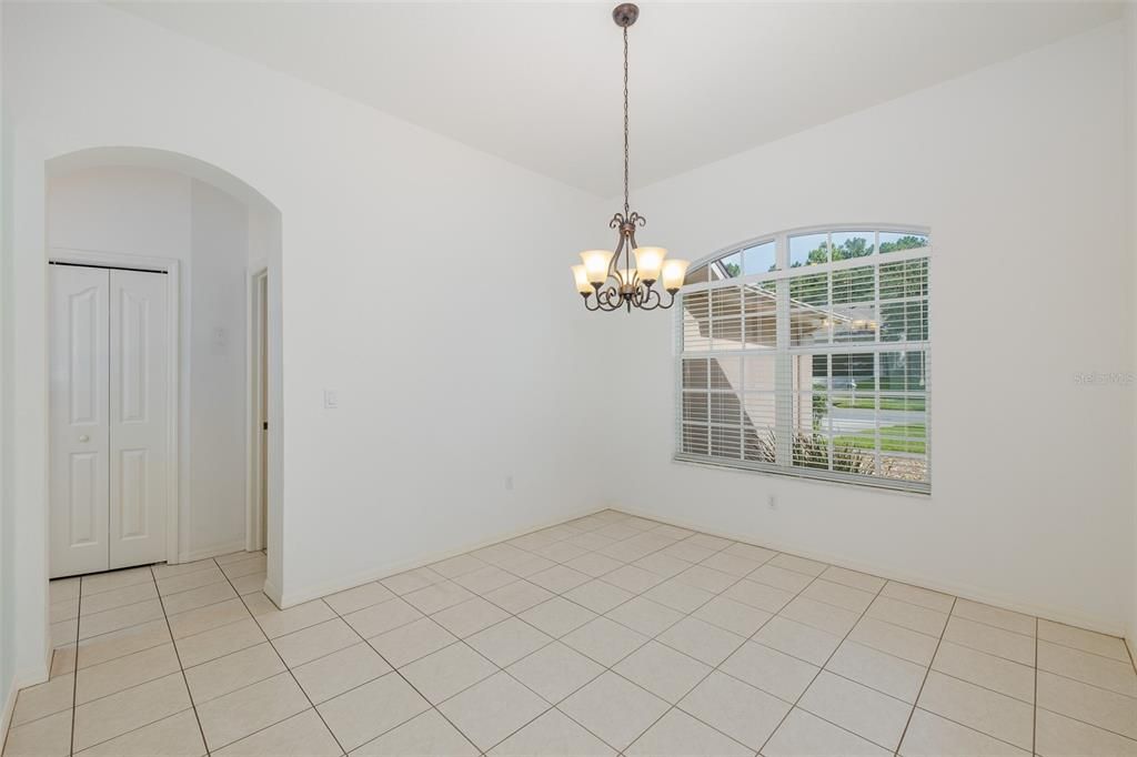 For Sale: $410,000 (3 beds, 2 baths, 2098 Square Feet)