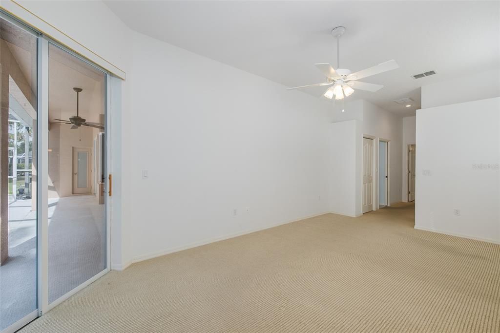 For Sale: $410,000 (3 beds, 2 baths, 2098 Square Feet)