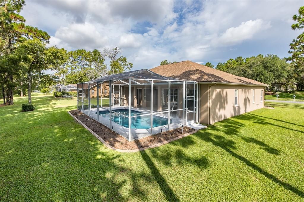 For Sale: $410,000 (3 beds, 2 baths, 2098 Square Feet)