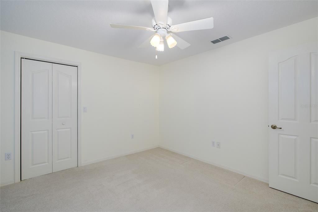For Sale: $410,000 (3 beds, 2 baths, 2098 Square Feet)