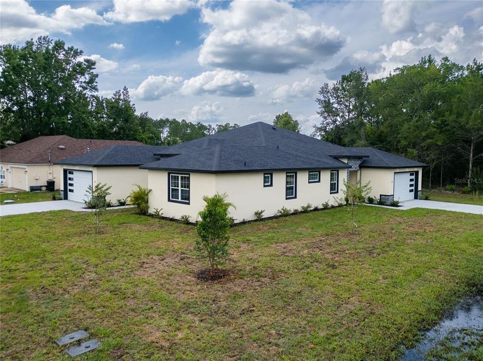 For Sale: $599,900 (0 beds, 0 baths, 2886 Square Feet)