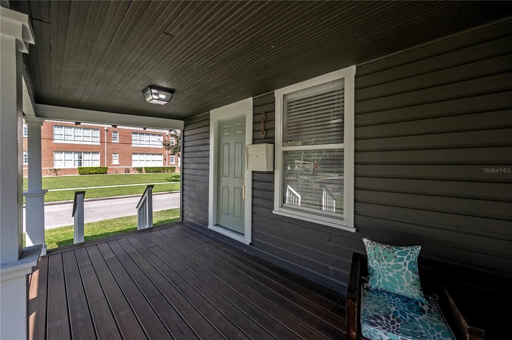 For Sale: $650,000 (4 beds, 2 baths, 1472 Square Feet)