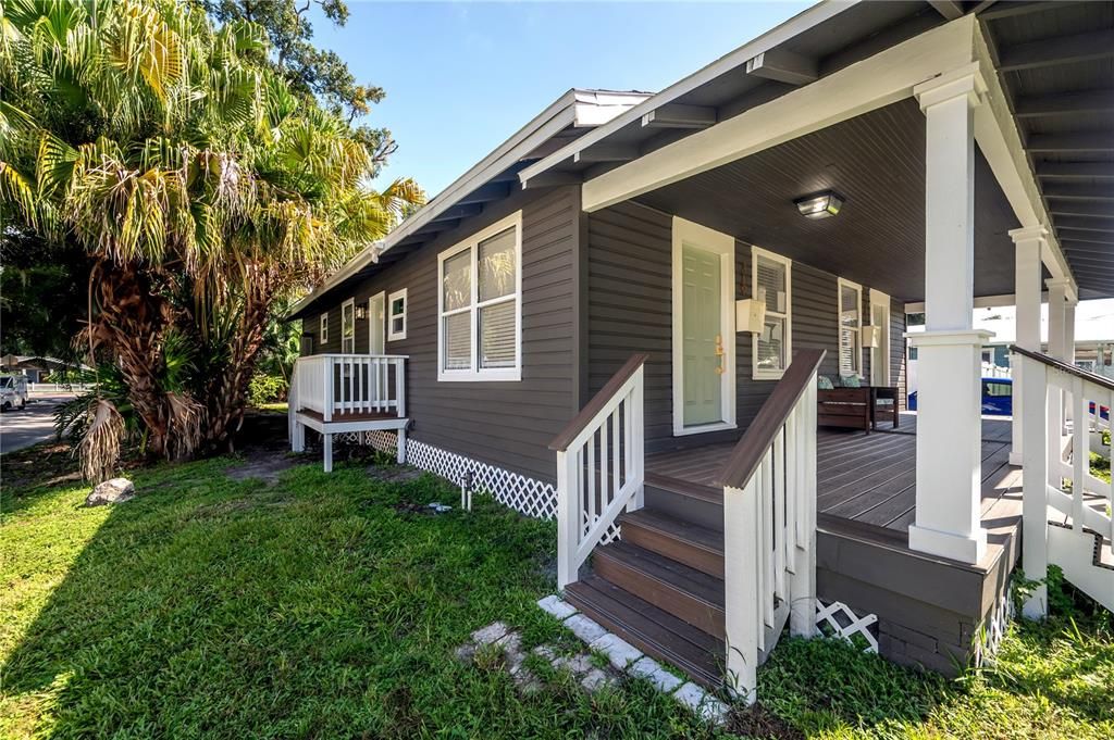 For Sale: $650,000 (4 beds, 2 baths, 1472 Square Feet)