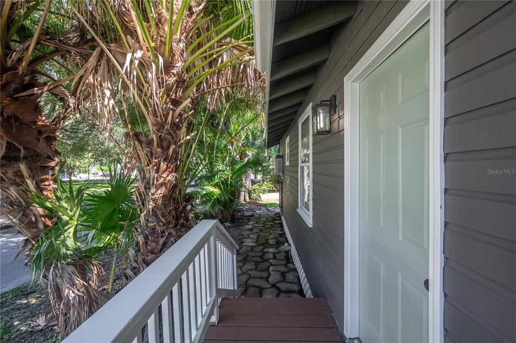 For Sale: $650,000 (4 beds, 2 baths, 1472 Square Feet)