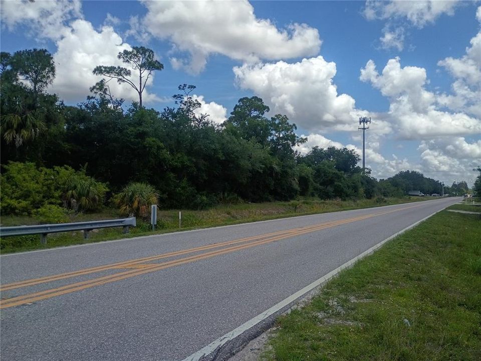 En Venta: $350,000 (2.21 acres)