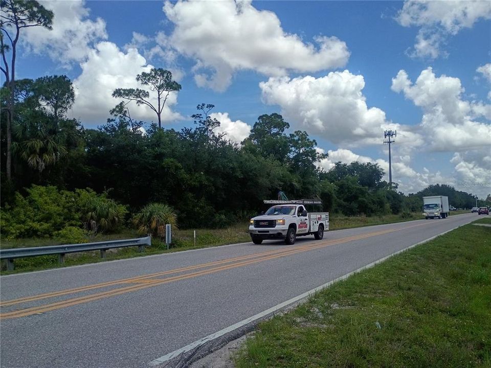 En Venta: $350,000 (2.21 acres)