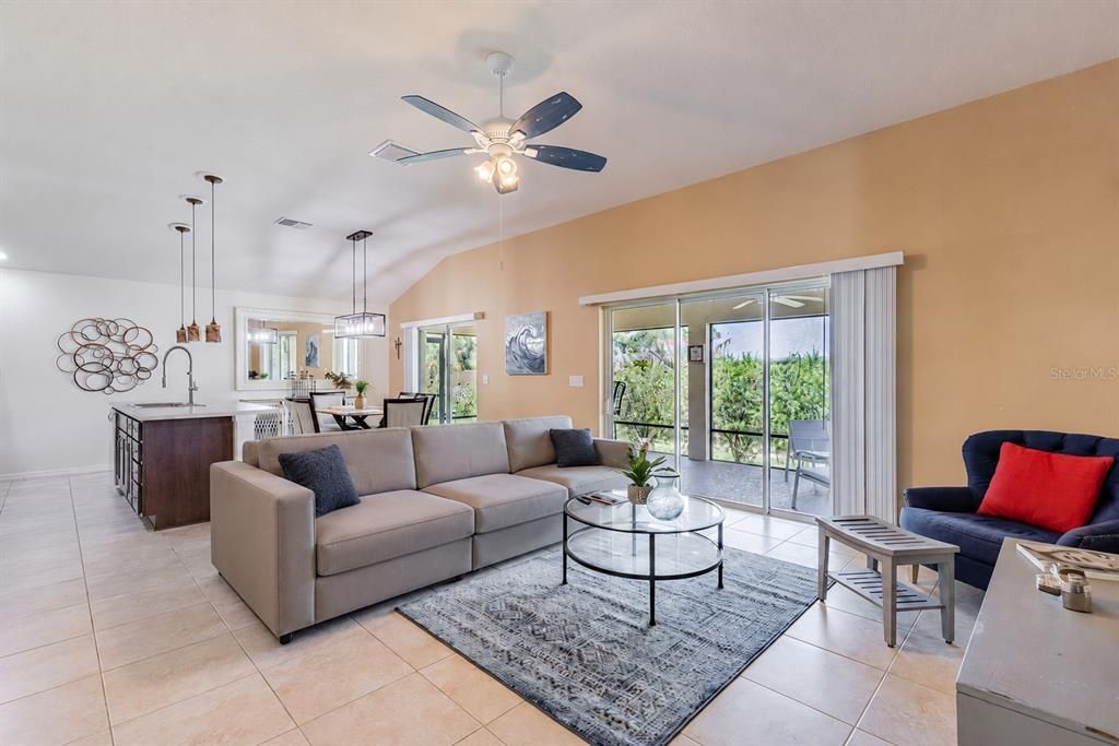 En Venta: $399,999 (3 camas, 2 baños, 1531 Pies cuadrados)