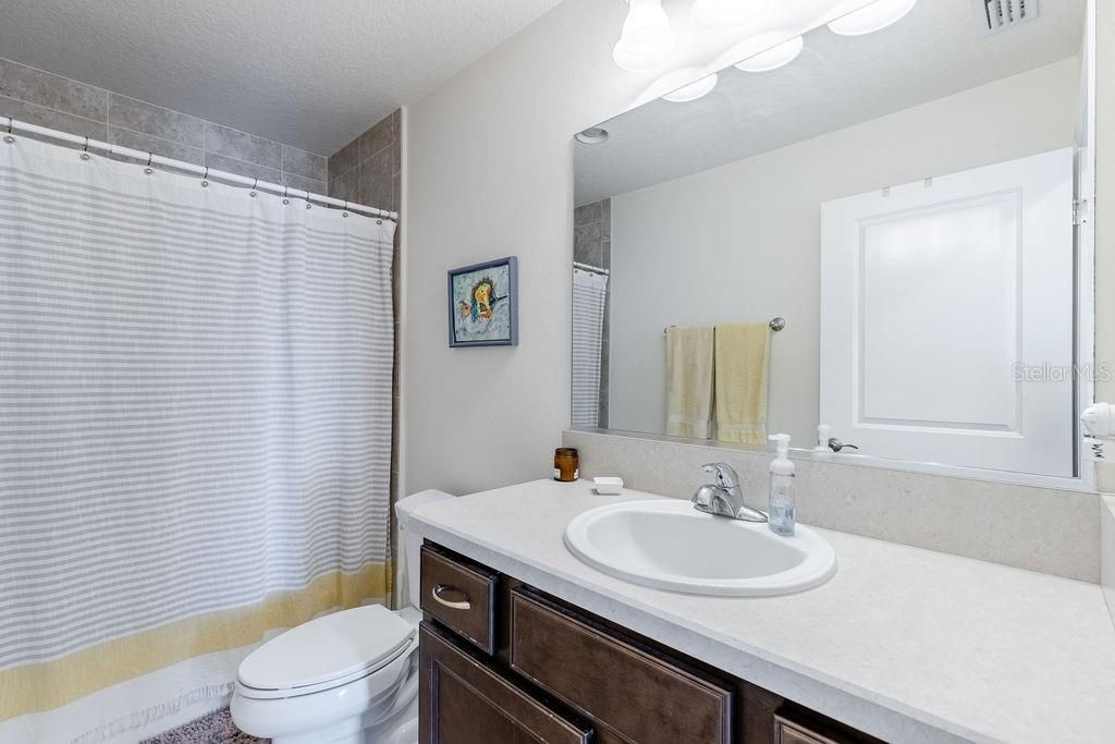 En Venta: $399,999 (3 camas, 2 baños, 1531 Pies cuadrados)
