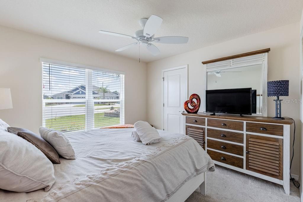En Venta: $399,999 (3 camas, 2 baños, 1531 Pies cuadrados)
