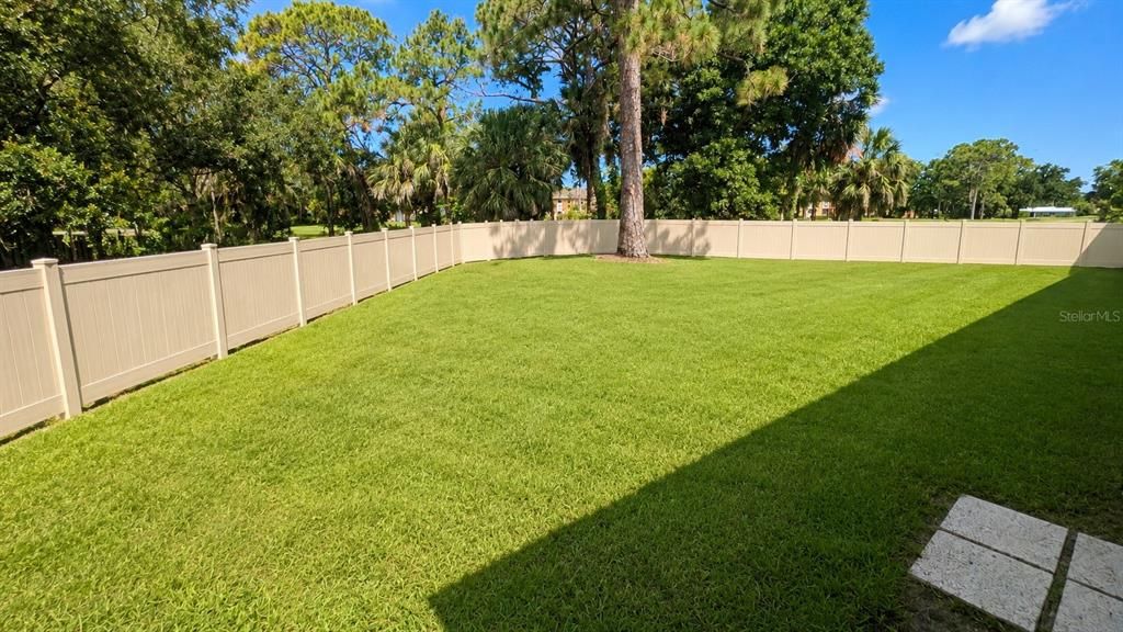 For Rent: $2,000 (2 beds, 2 baths, 1173 Square Feet)