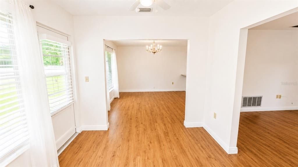 For Rent: $2,000 (2 beds, 2 baths, 1173 Square Feet)