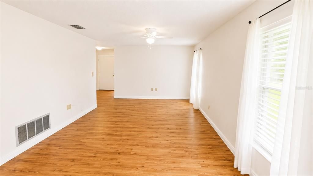For Rent: $2,000 (2 beds, 2 baths, 1173 Square Feet)