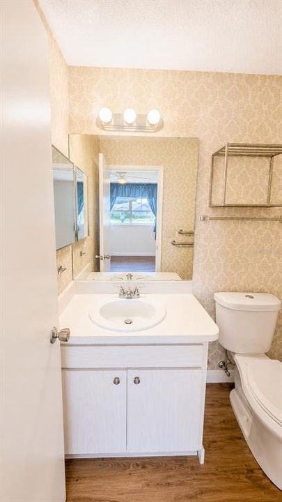 For Rent: $2,000 (2 beds, 2 baths, 1173 Square Feet)