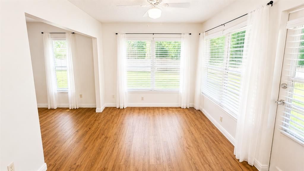 For Rent: $2,000 (2 beds, 2 baths, 1173 Square Feet)