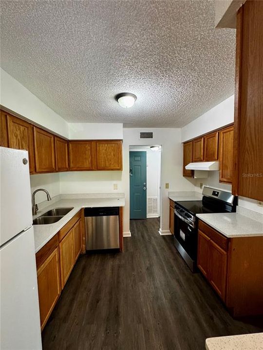 En Venta: $170,000 (3 camas, 2 baños, 1426 Pies cuadrados)
