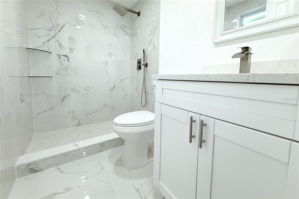 На продажу: $295,000 (3 спален, 2 ванн, 1081 Квадратных фут)