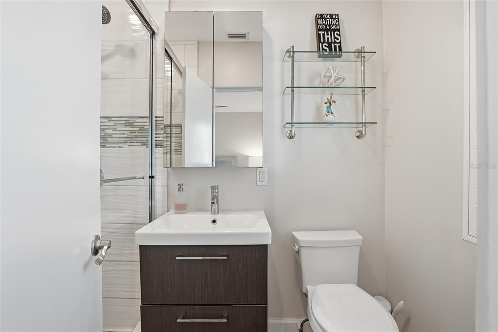 For Sale: $364,800 (1 beds, 1 baths, 602 Square Feet)