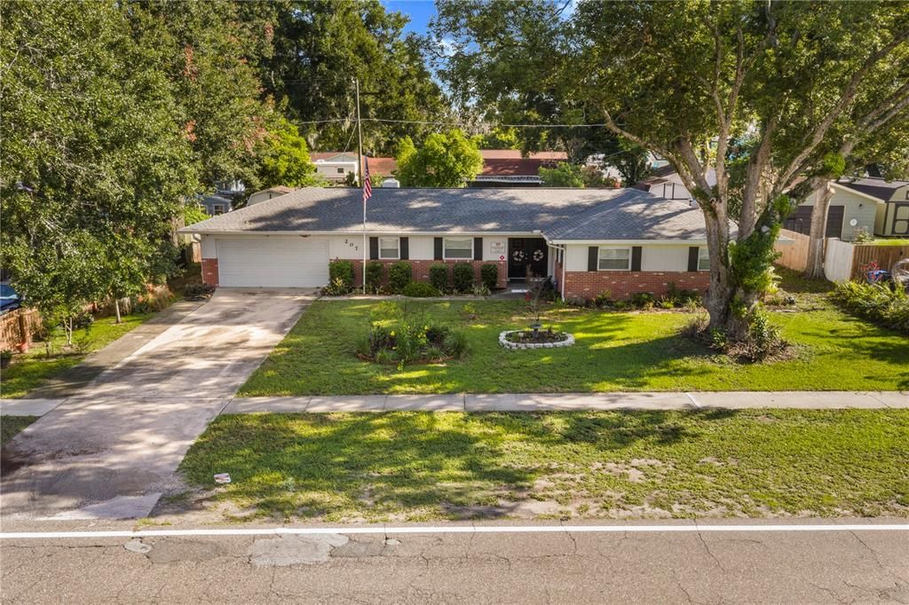 For Sale: $575,000 (0 beds, 0 baths, 2525 Square Feet)