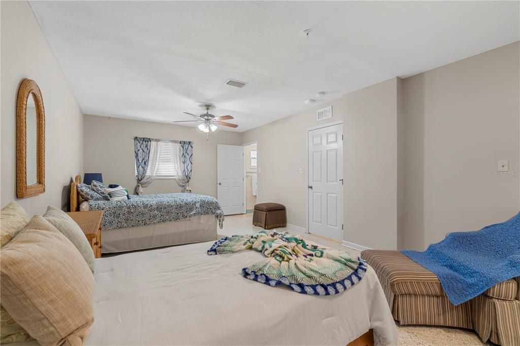 For Sale: $575,000 (0 beds, 0 baths, 2525 Square Feet)