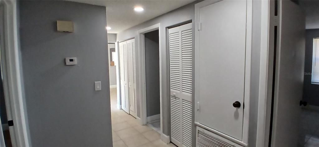 На продажу: $379,000 (4 спален, 2 ванн, 1631 Квадратных фут)