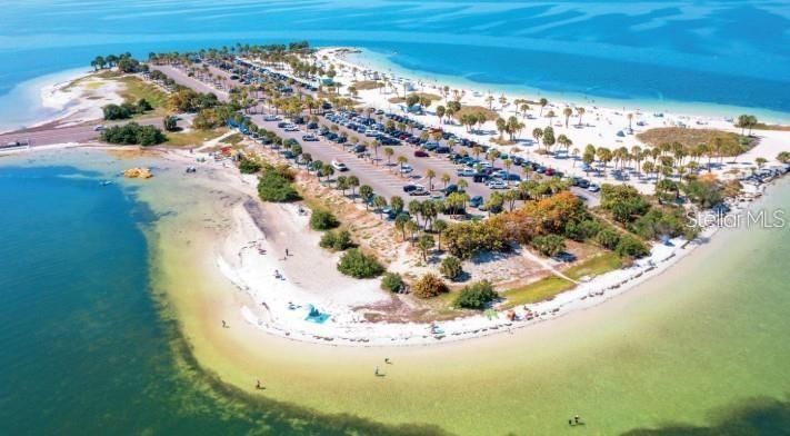 На продажу: $379,000 (4 спален, 2 ванн, 1631 Квадратных фут)