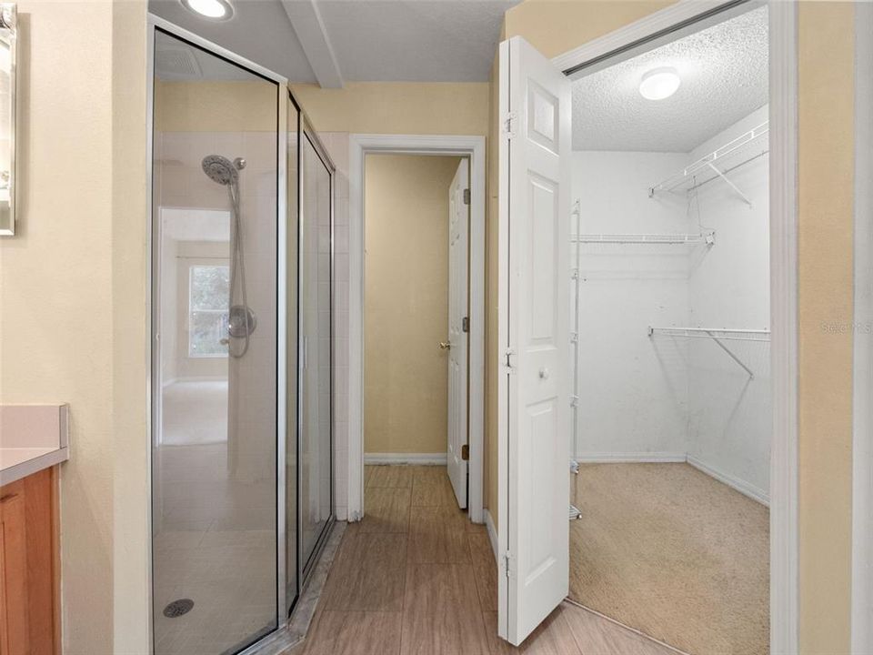 На продажу: $317,000 (3 спален, 2 ванн, 1607 Квадратных фут)