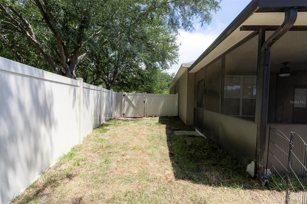 For Sale: $469,900 (3 beds, 2 baths, 2475 Square Feet)