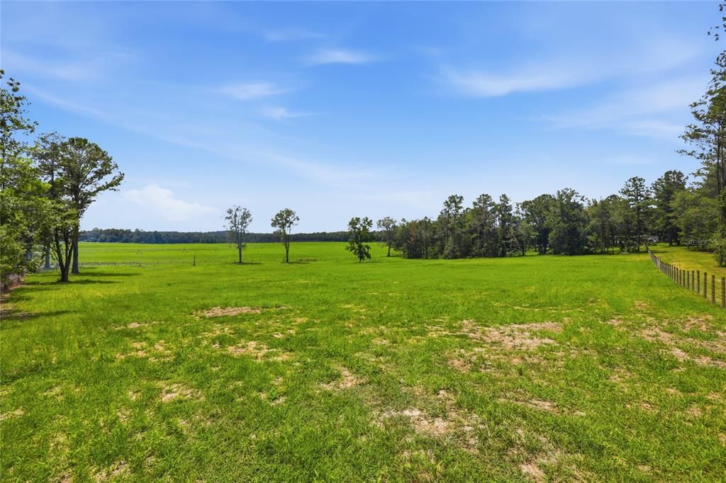 En Venta: $224,900 (5.00 acres)