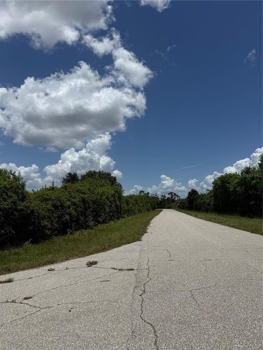 En Venta: $17,900 (0.28 acres)