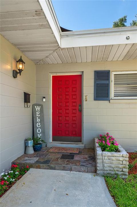 Active With Contract: $295,000 (3 beds, 1 baths, 1400 Square Feet)
