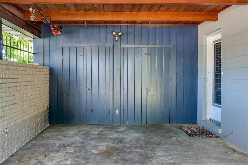 Active With Contract: $295,000 (3 beds, 1 baths, 1400 Square Feet)
