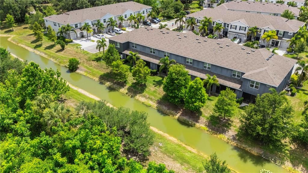 На продажу: $395,000 (3 спален, 2 ванн, 1724 Квадратных фут)