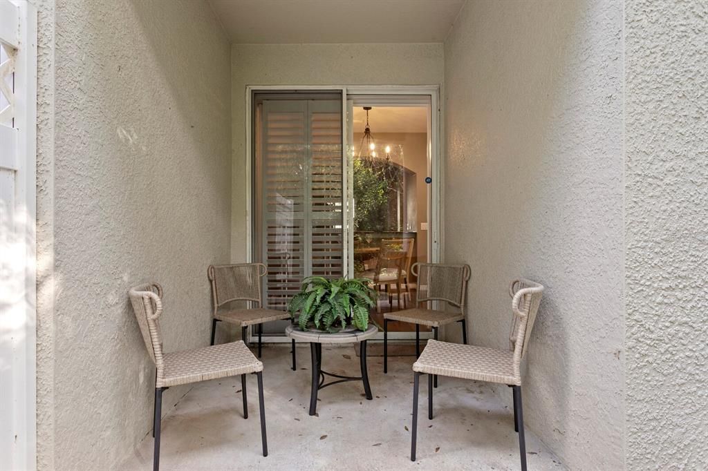 En Venta: $408,000 (3 camas, 2 baños, 1912 Pies cuadrados)
