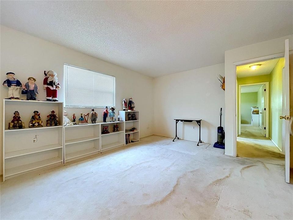 For Sale: $335,000 (3 beds, 2 baths, 2094 Square Feet)