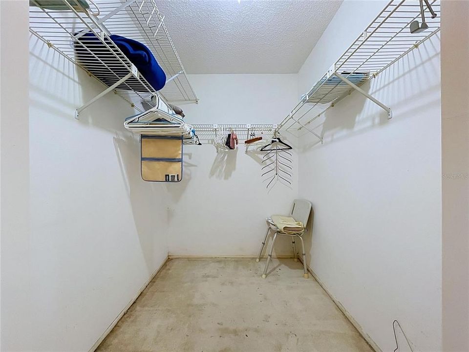For Sale: $335,000 (3 beds, 2 baths, 2094 Square Feet)