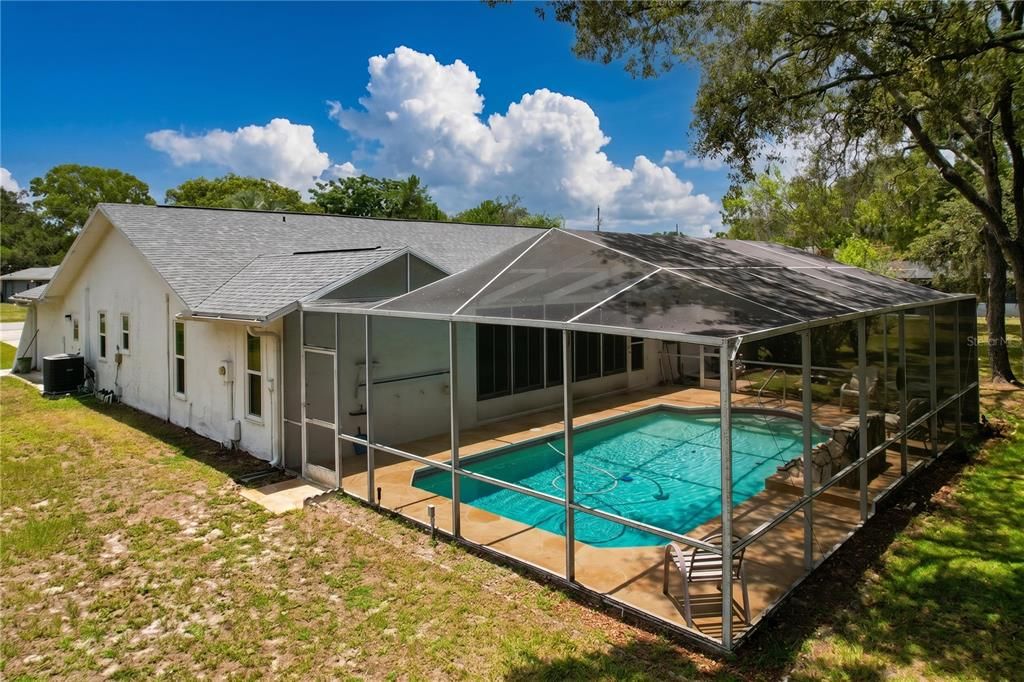 For Sale: $335,000 (3 beds, 2 baths, 2094 Square Feet)
